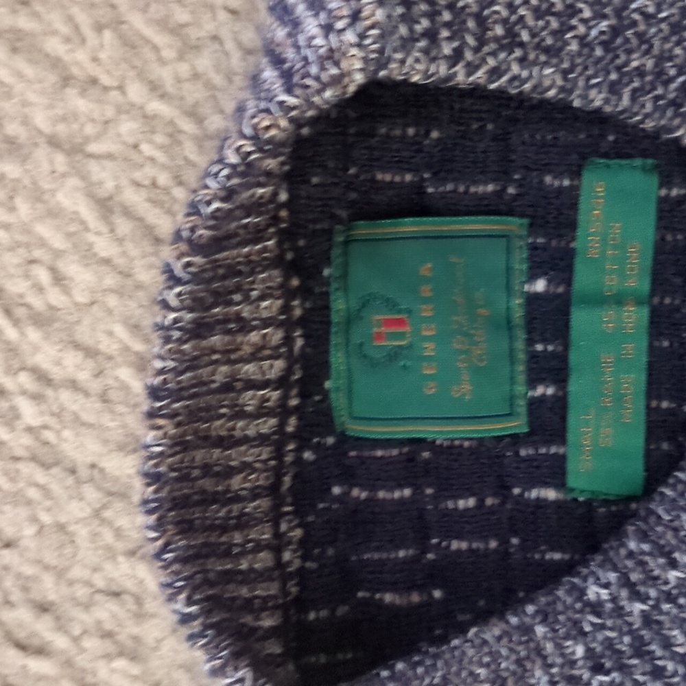 Sweater - Picture 2 of 5
